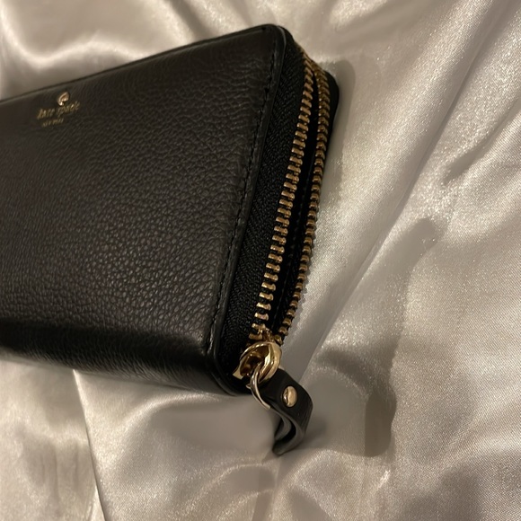 Kate Spade Leila Large Continental Wallet Black - Picture 6 of 6